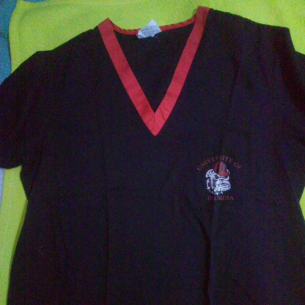 UGA University of Georgia Black and Red V-Neck Scrub-Style Shirt